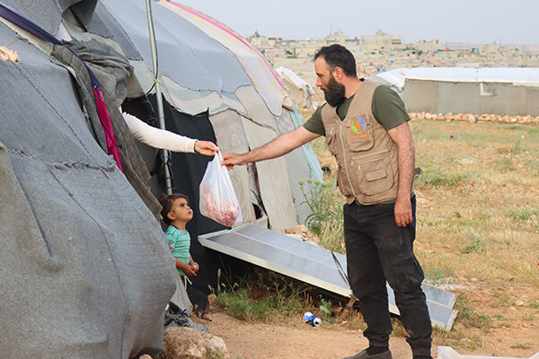 Agihan daging qurban di Syria